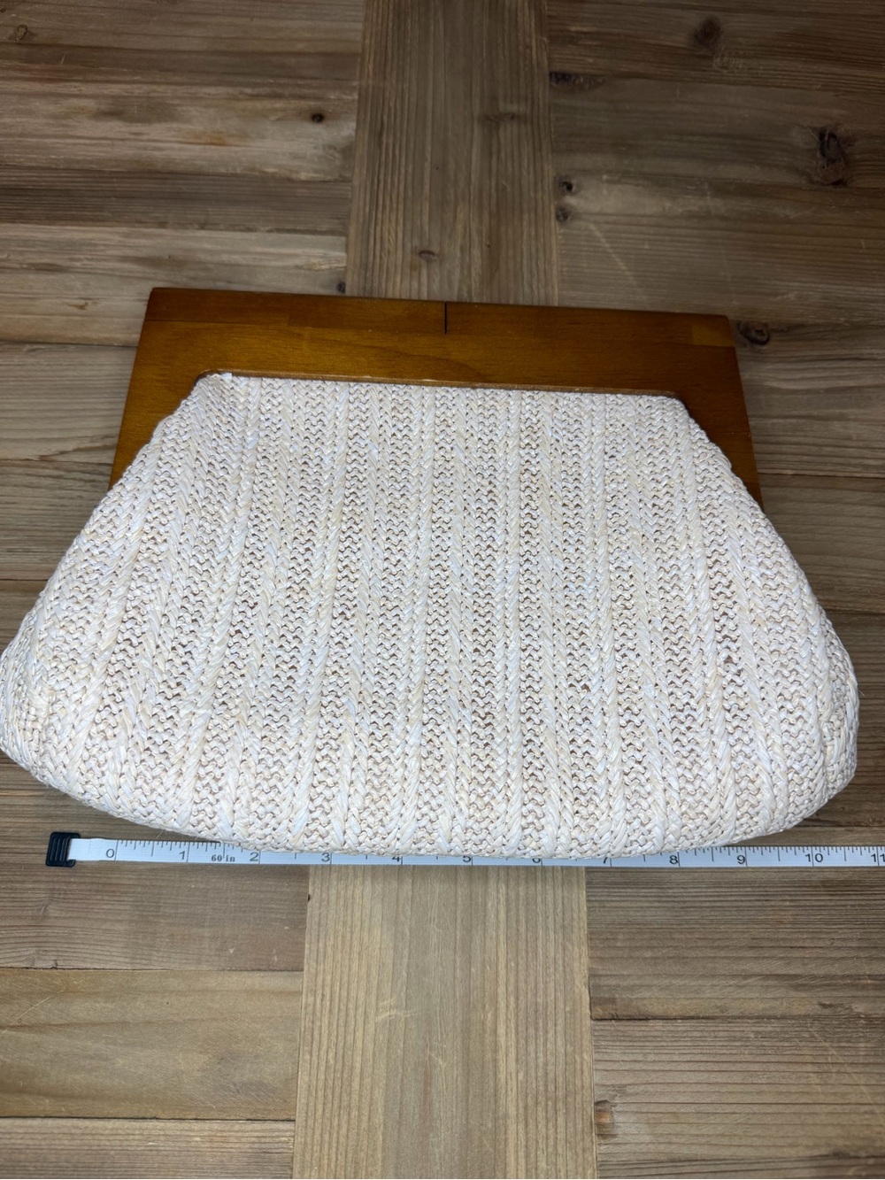 Shiraleah Chicago Cream Knit Clutch with Wooden Frame - Picture 8 of 9